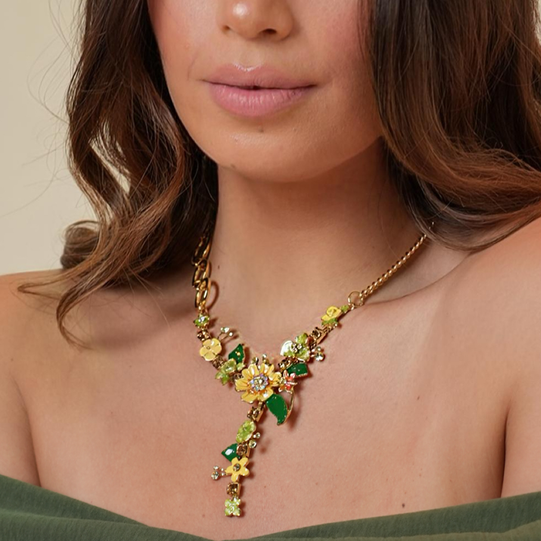 Daphne Necklace