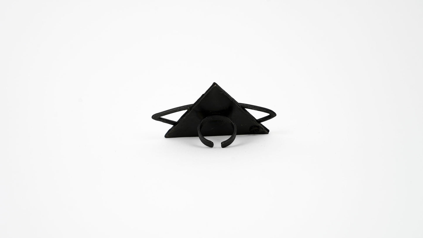 Nyx Ring