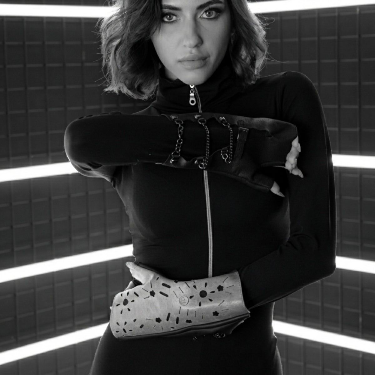 Kila Glove